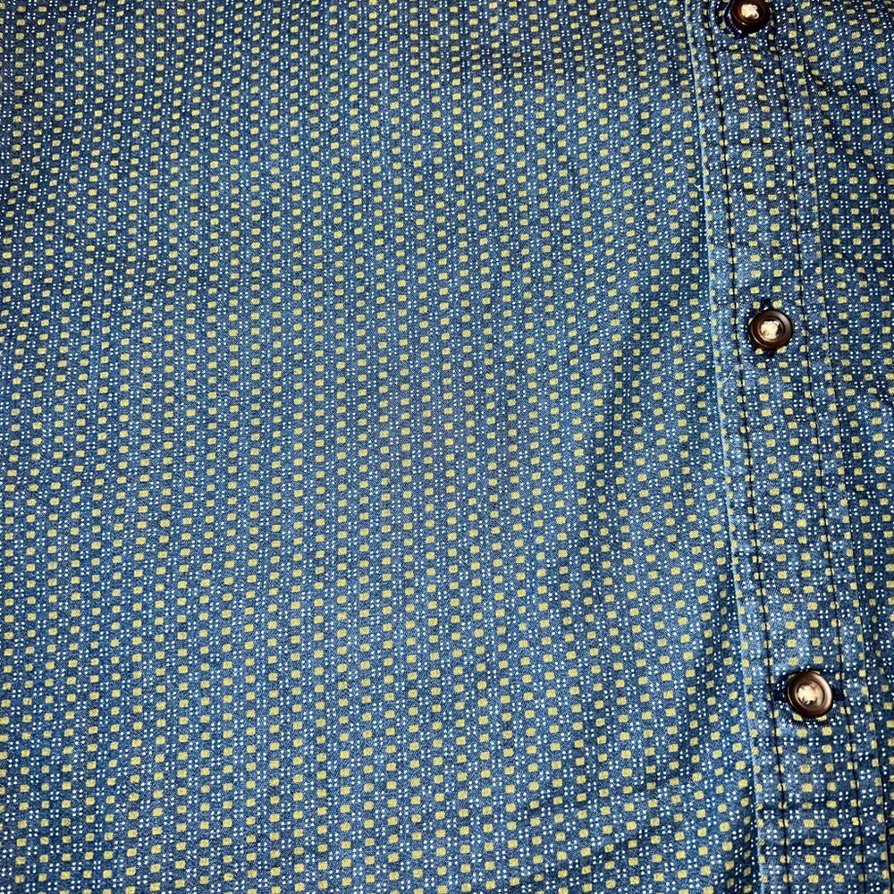 St. John’s Bay button down - Picture 6 of 6